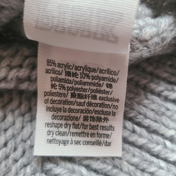 PINK Victoria's Secret Letterman Type Gray Sweater Size Small - Picture 7 of 7